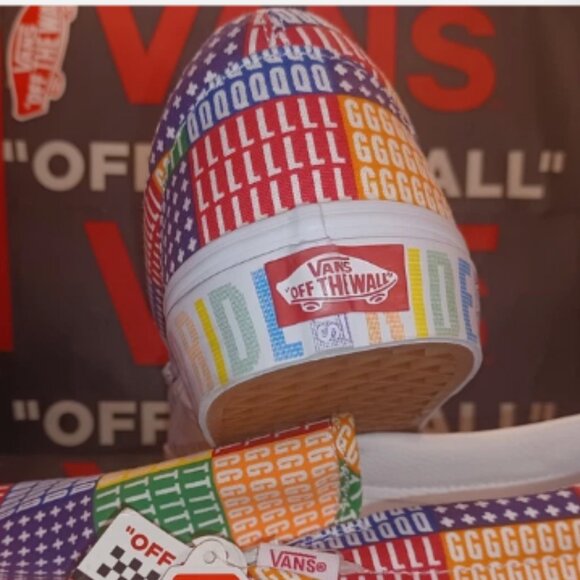 Vans Slip-On Pride Rainbow Multi/True White LGBTQ